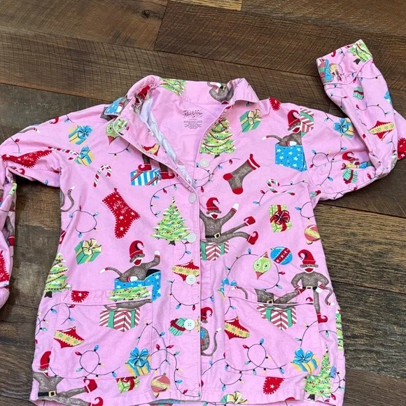 Nick & Nora Pink Festive Pajama Set - Picture 5 of 8